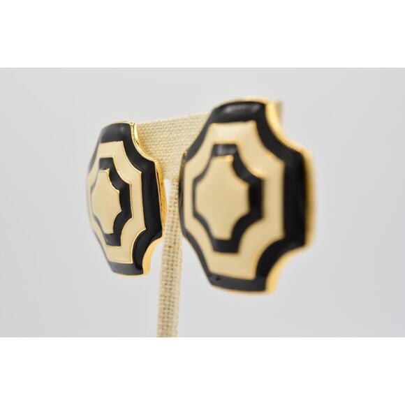 Fernando Vintage Clip Earrings Black White Enamel Gold Chunky FO Signed 80s Bin8 - Picture 3 of 12